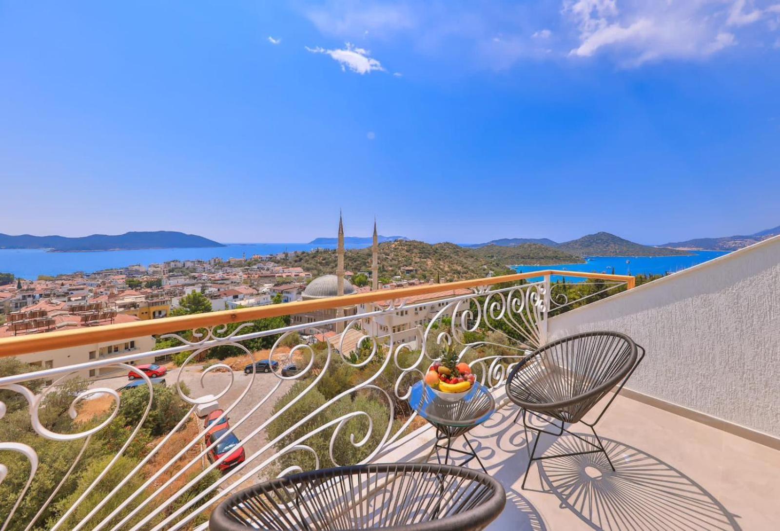 Hediye Hanim Suit&Apart Aparthotel Kaş Esterno foto