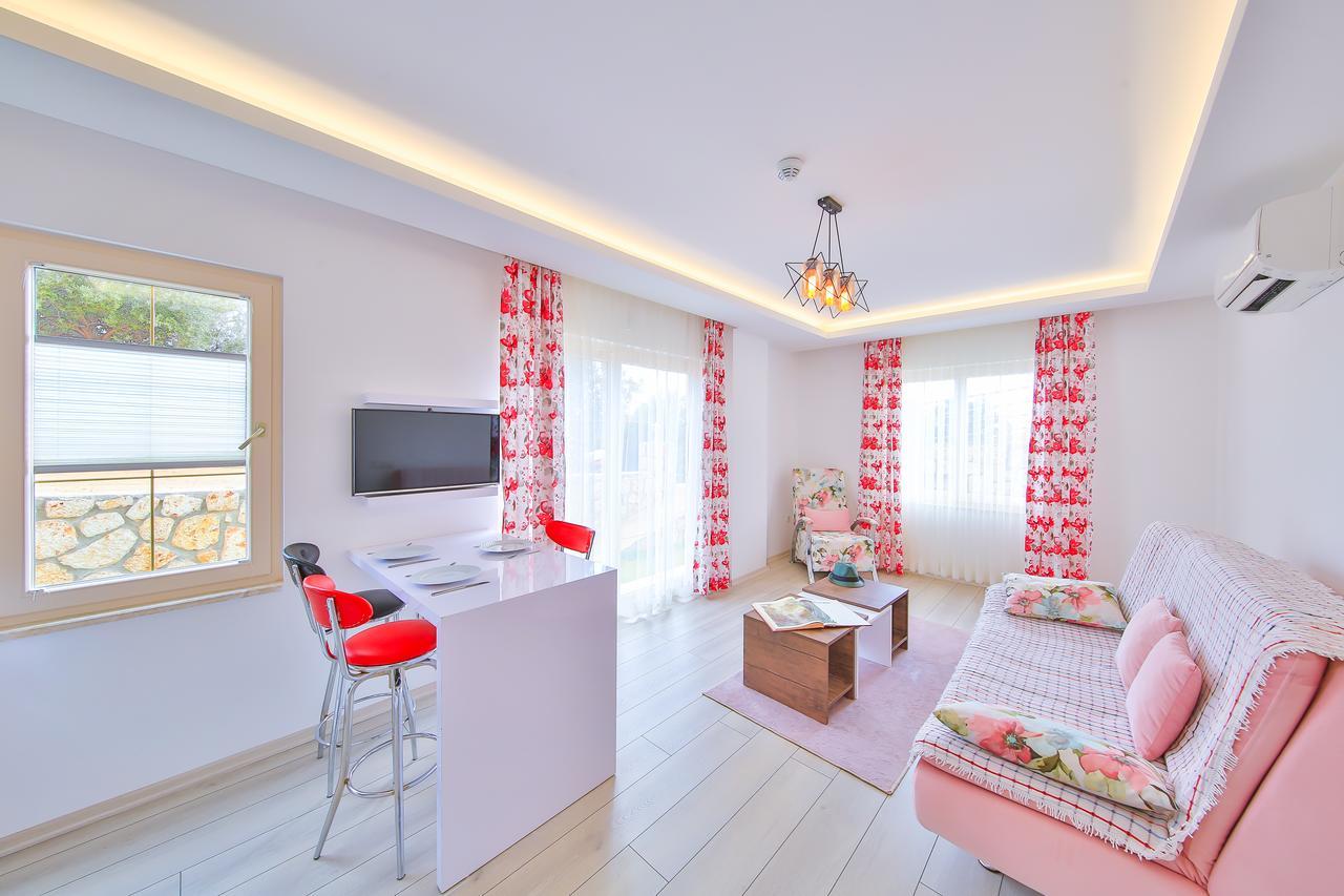 Hediye Hanim Suit&Apart Aparthotel Kaş Esterno foto