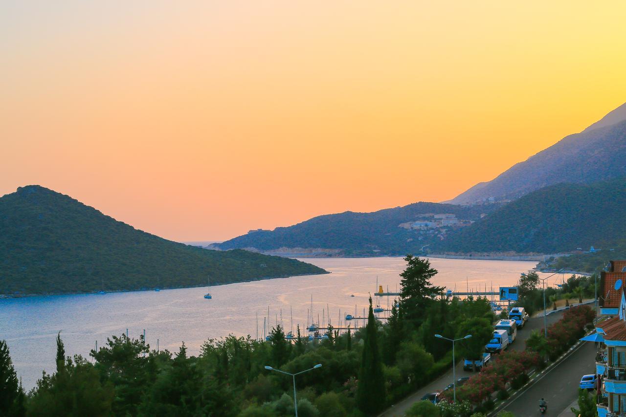 Hediye Hanim Suit&Apart Aparthotel Kaş Esterno foto